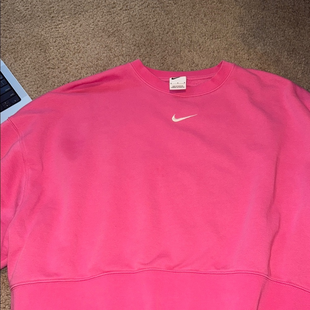 Nike Pink crop sweatshirt